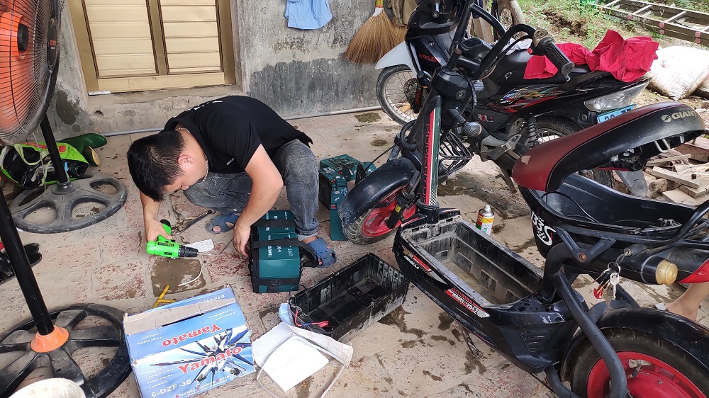 HD Việt thay ắc quy xe đạp điện tận nơi tại Hà Nội